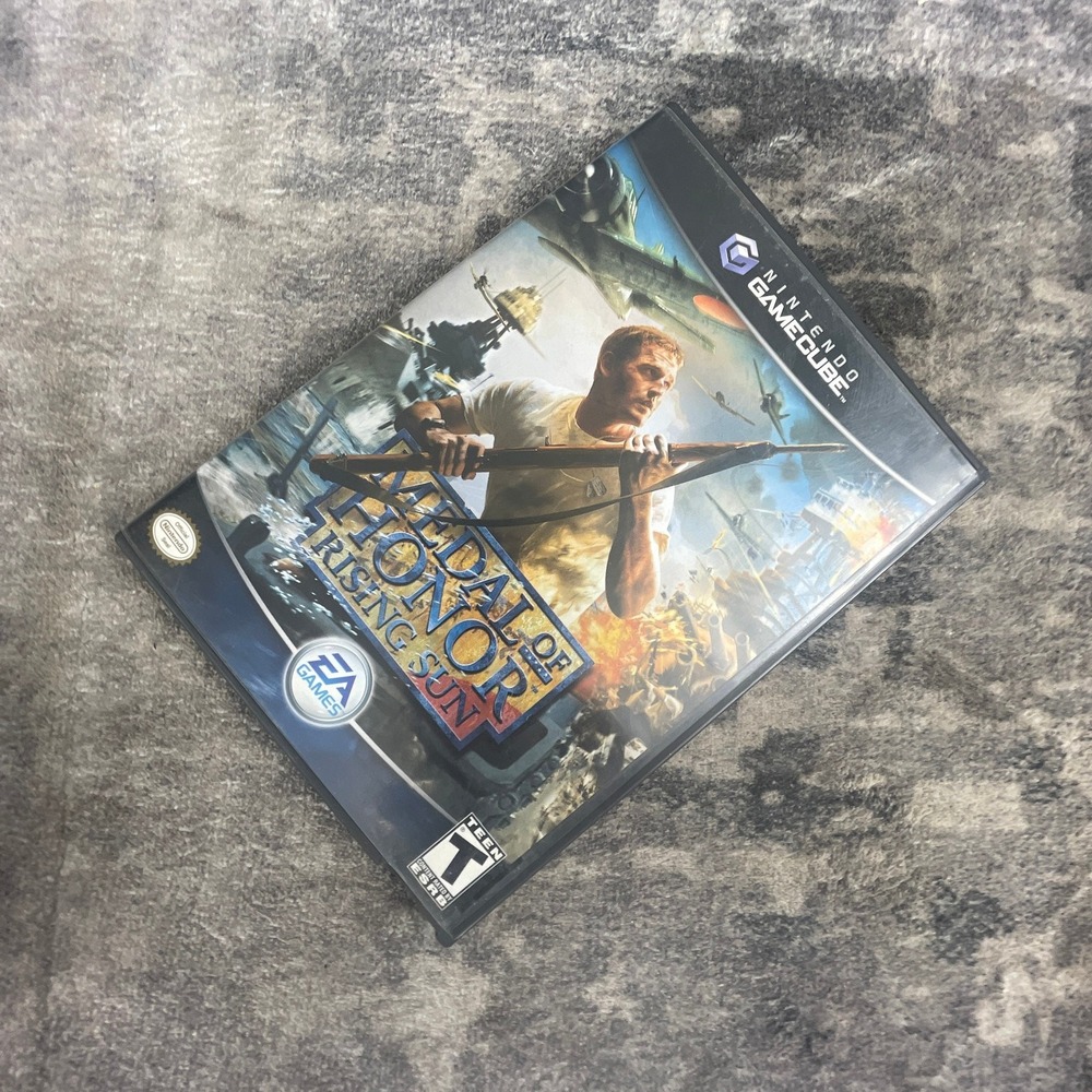Medal of Honor Rising Sun Nintendo GameCube Video Game Black Label EA Games